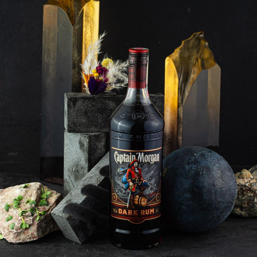 CAPTAIN MORGAN DARK
