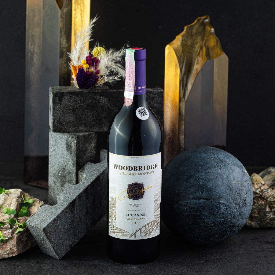 REDWOOD ZINFANDEL